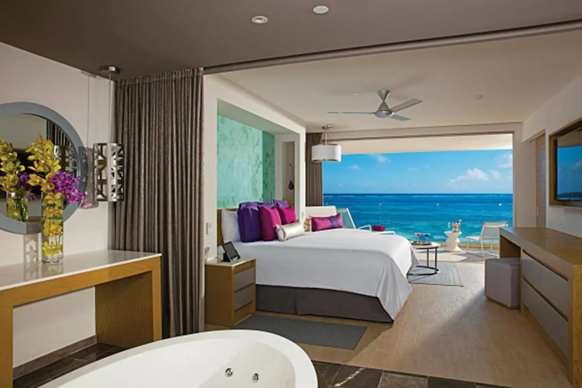 מלון פוארטו מורלוס Breathless Riviera Cancun - Adults Only